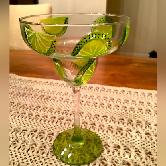 Gorgeous hand painted margarita glass - Picture 1 of 4